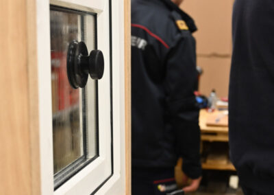 Kippfenster Übungsfenster Fenster Öffnen Training Feuerwehr